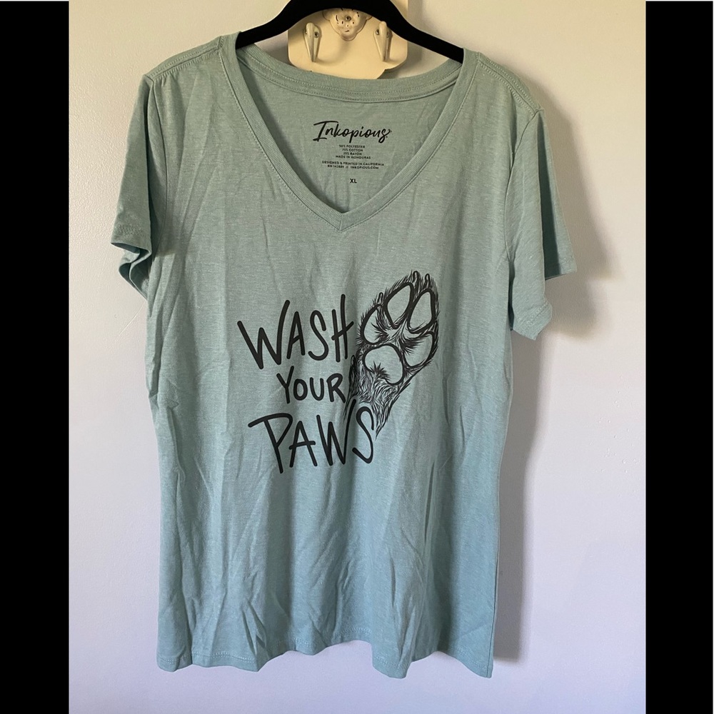 Inkopious “Wash Your Paws” Cat Tee XL
